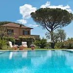 Villa Ai Venti 8, Emma *