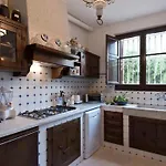 Villa Ai Venti 8, Emma Massarosa