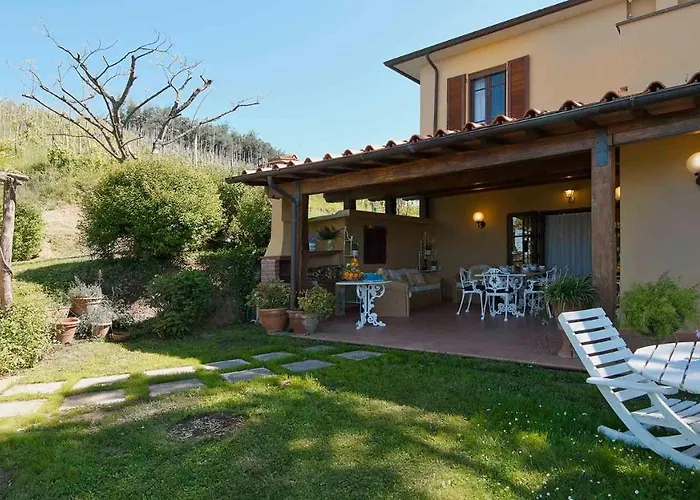 Ai Venti 8, Emma Villa Massarosa