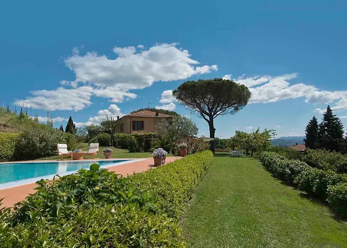 Ai Venti 8, Emma Villa