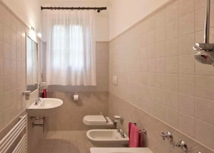 Villa Ai Venti 8, Emma Massarosa