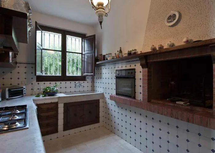 Ai Venti 8, Emma Villa *