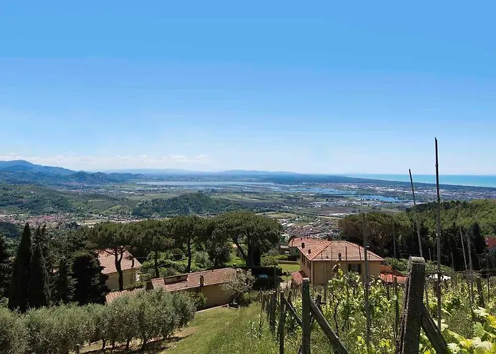 Villa Ai Venti 8, Emma *