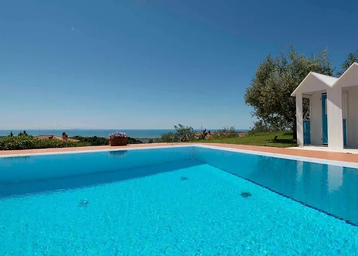 Villa Ai Venti 8, Emma Massarosa